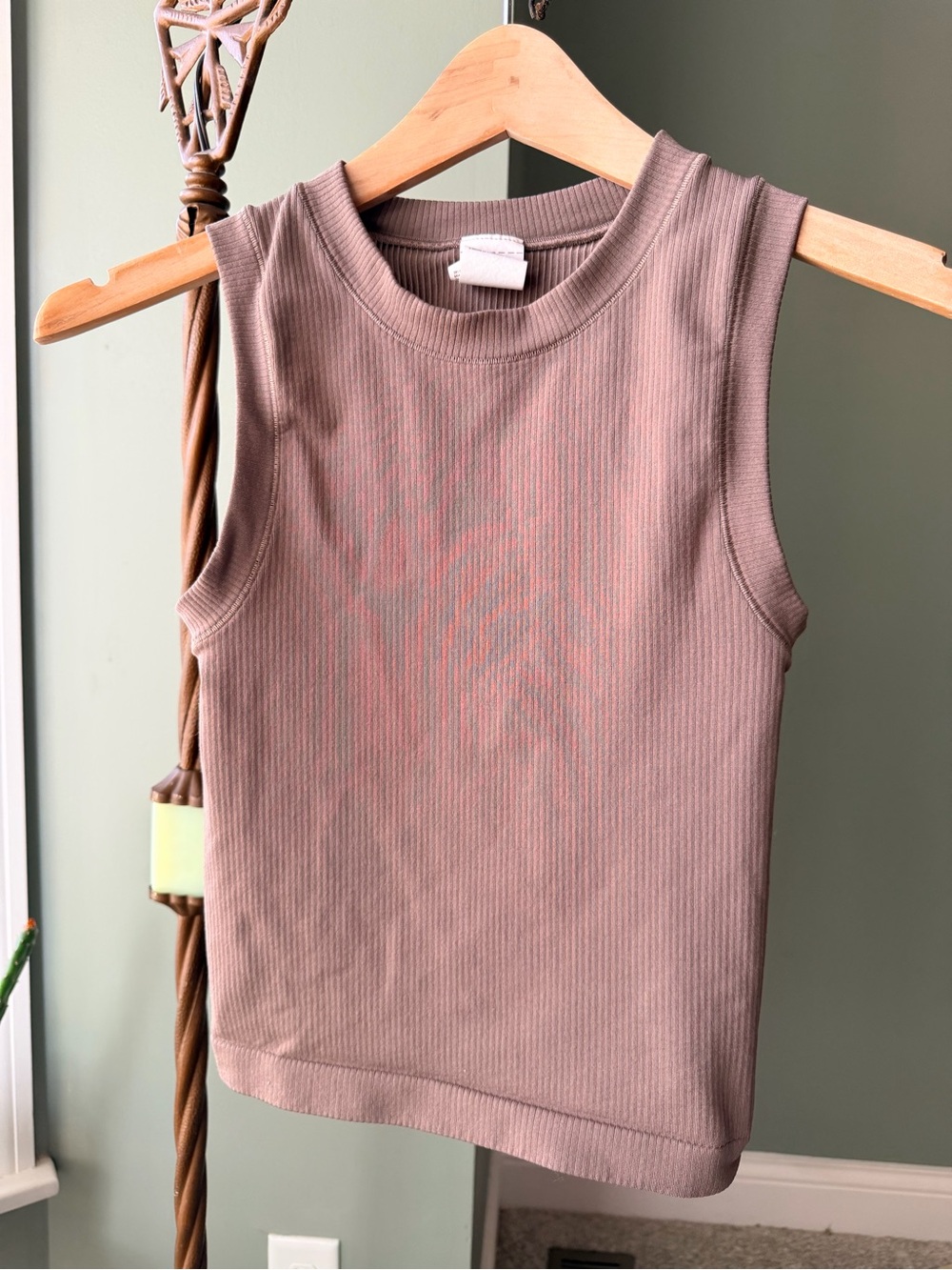 GT-0115 Athleta Ribbed High Neck Tank XS Brown Stretch Seamless Fitted